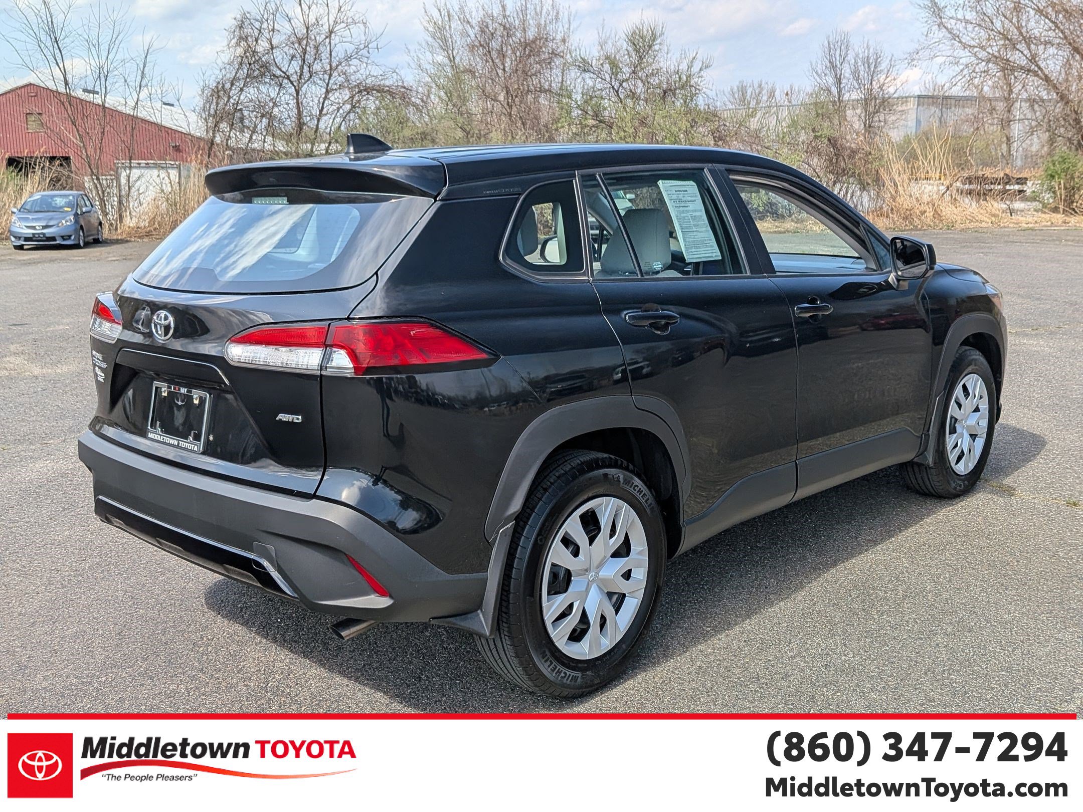 Used 2023 Toyota Corolla Cross L image 3