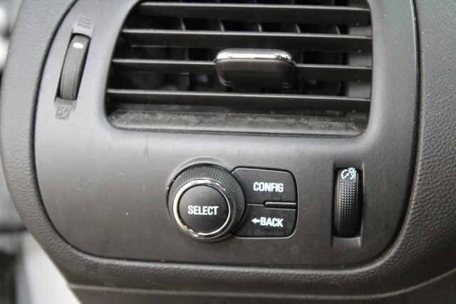 Used 2015 Chevrolet Volt FWD image 15