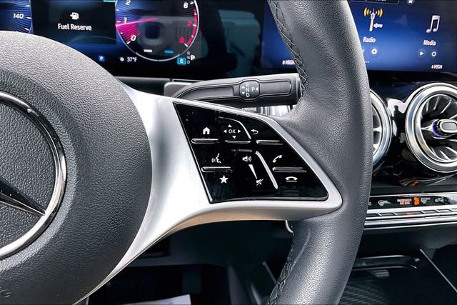 Certified 2025 Mercedes-Benz GLB 250 4MATIC image 15