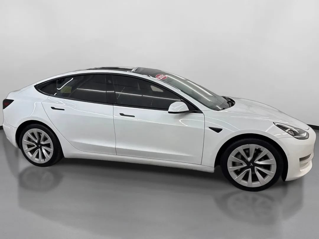 Used 2021 Tesla Model 3 Standard Range Plus RWD image 11
