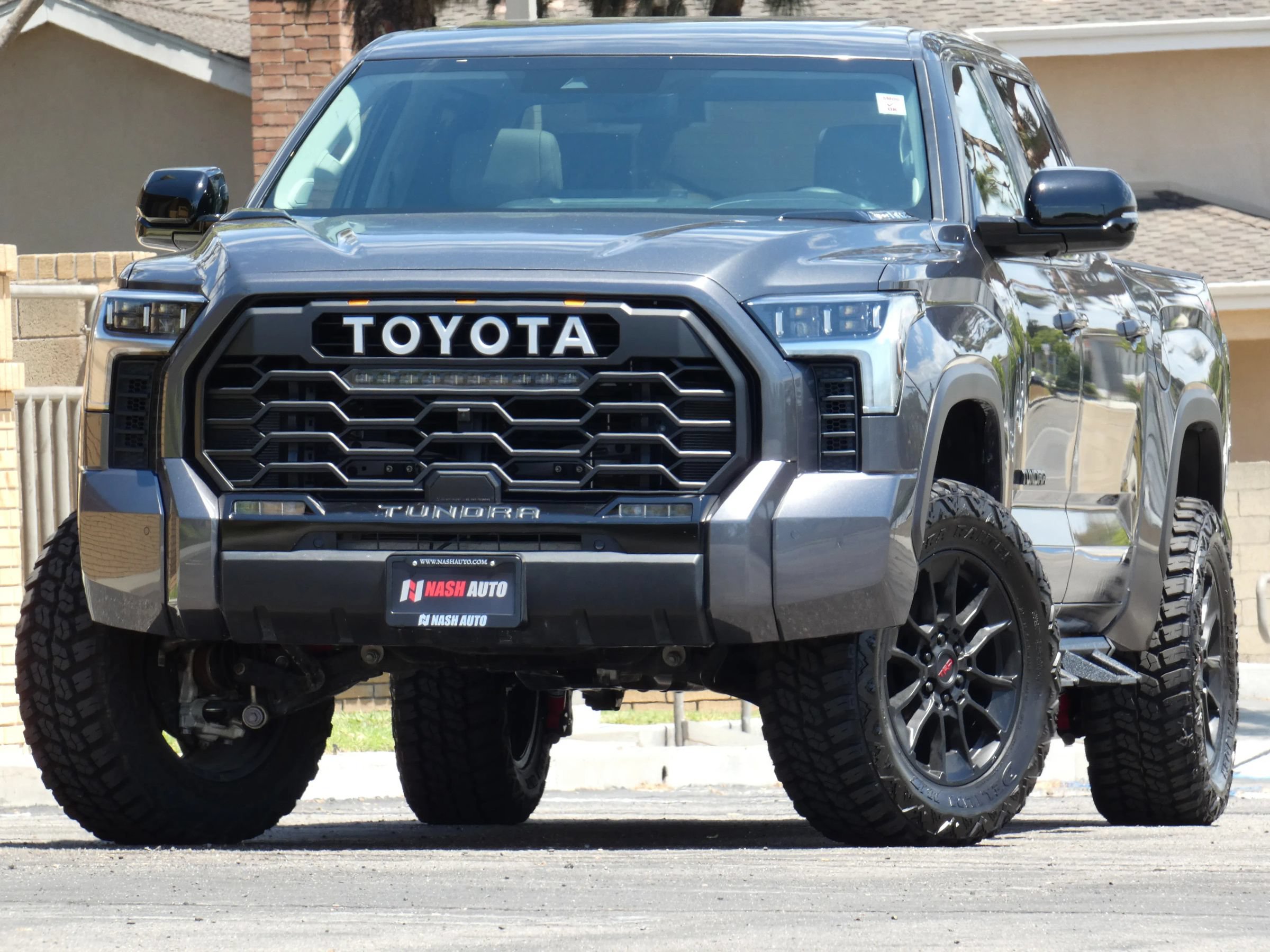 Used 2024 Toyota Tundra Limited w/ TRD Off-Road Package AWD/4WD image 20