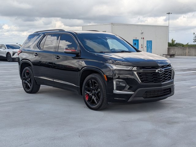 Used 2023 Chevrolet Traverse Premier w/ Redline Edition image 3