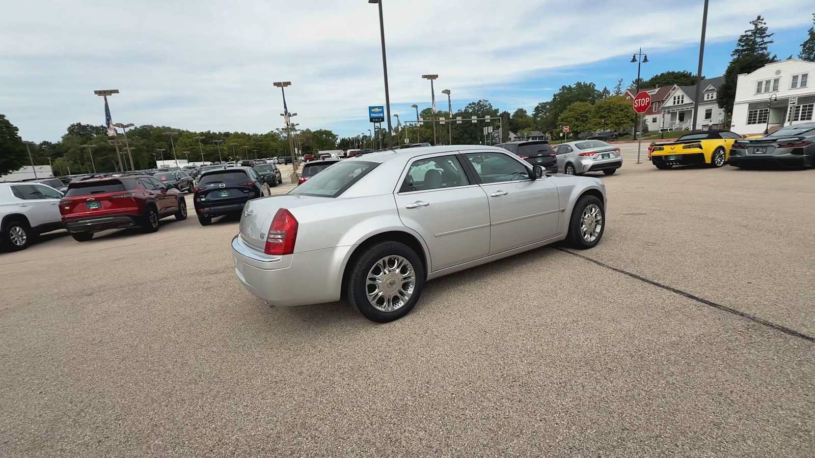 Used 2006 Chrysler 300 C w/ Sound Group II AWD/4WD image 8