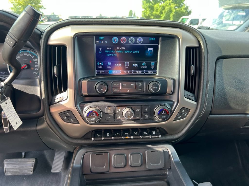 Used 2018 GMC Sierra 2500 Denali w/ Duramax Plus Package AWD/4WD image 13