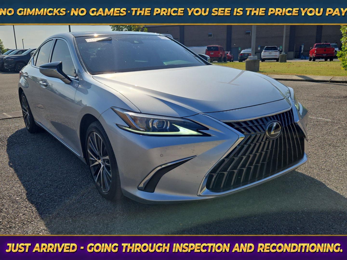 Used 2023 Lexus ES 350 w/ Premium Package FWD image 1