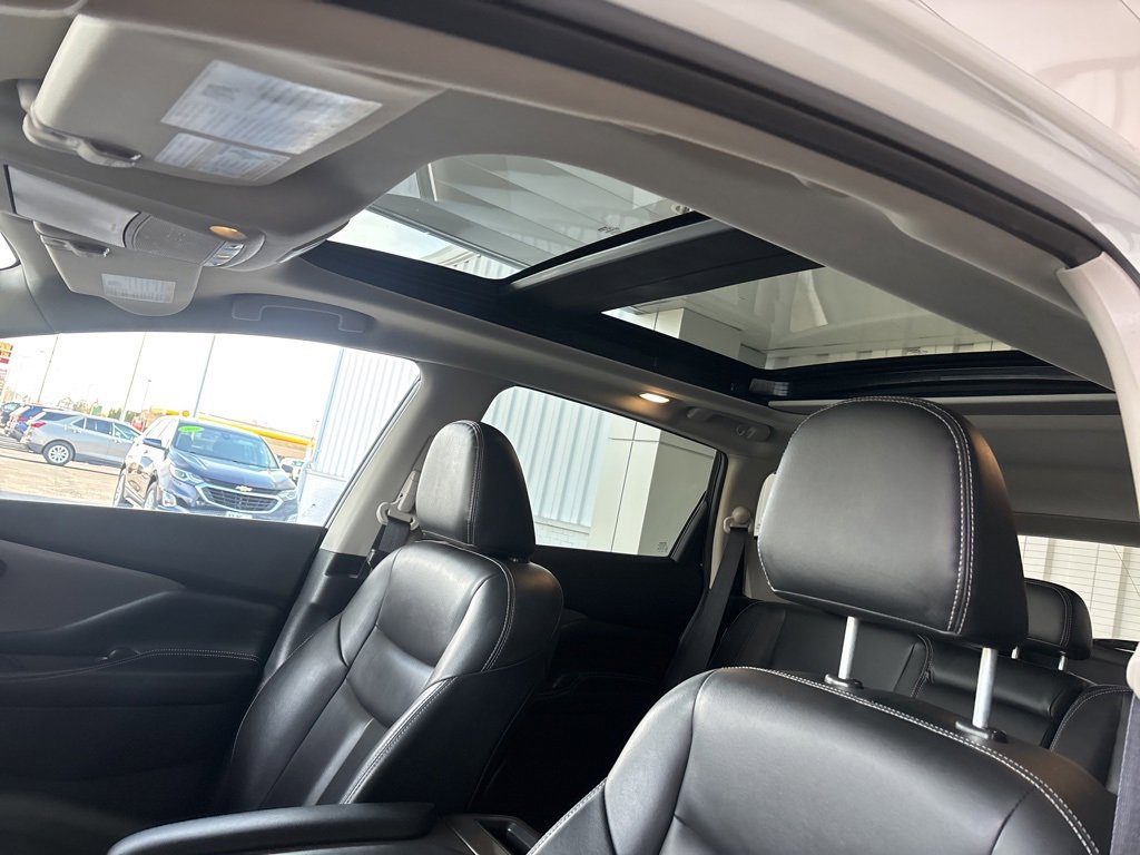 Used 2024 Nissan Murano SV image 9