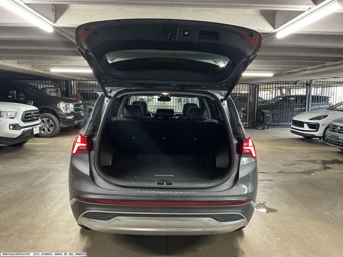 Used 2022 Hyundai Santa Fe SEL Premium AWD/4WD image 12