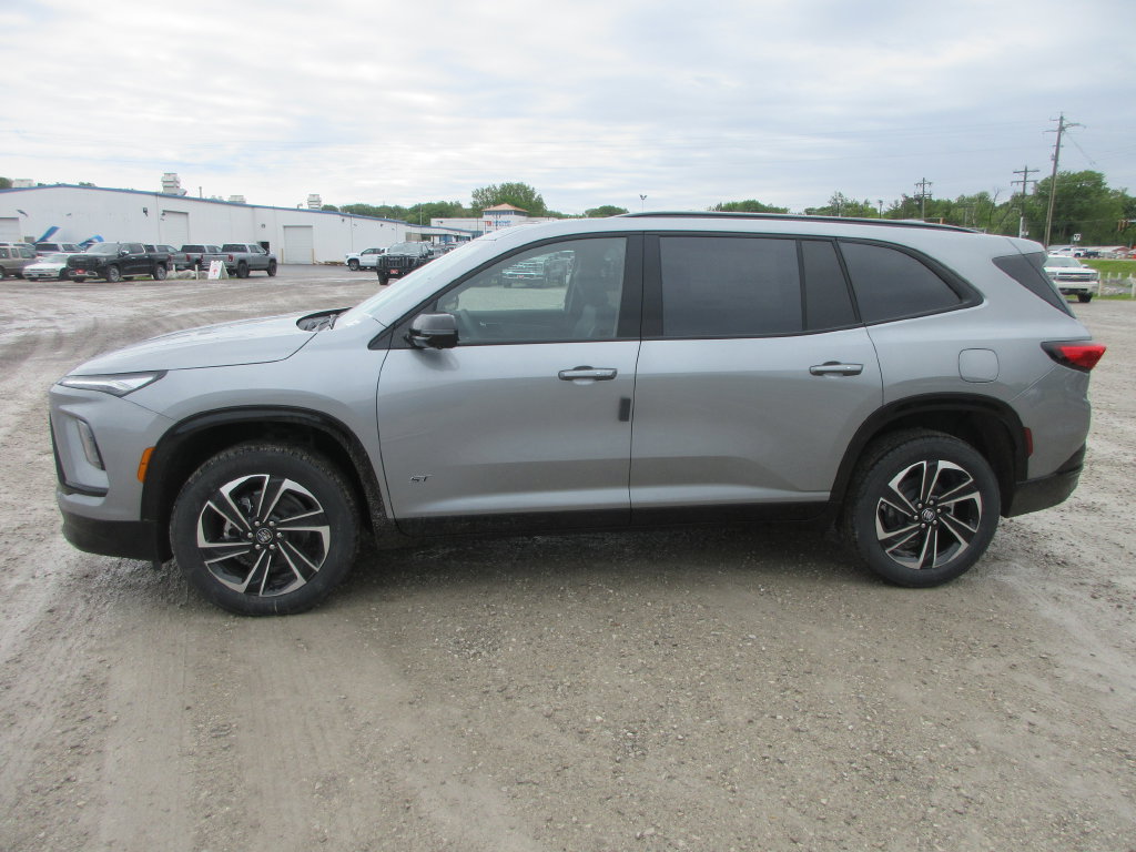 New 2026 Buick Enclave Sport Touring w/ Power Package FWD image 7
