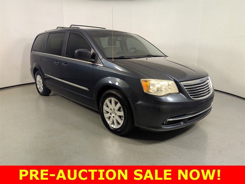 Used 2014 Chrysler Town & Country Touring