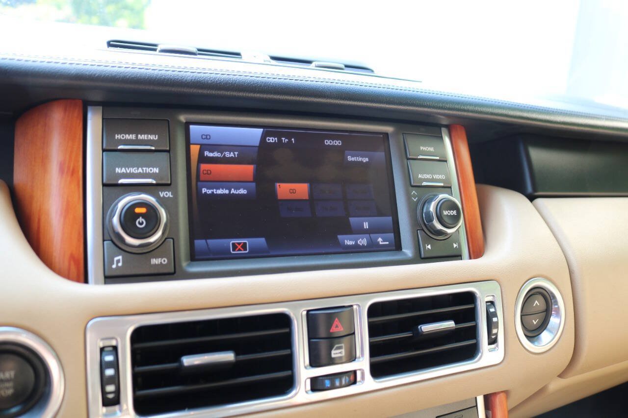 Used 2011 Land Rover Range Rover HSE AWD/4WD image 43