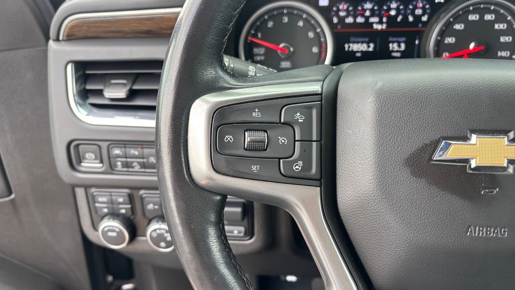 Used 2021 Chevrolet Suburban Premier w/ Premium Package AWD/4WD image 14