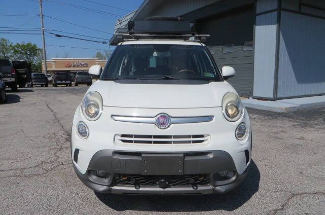 Used 2014 FIAT 500L Trekking w/ Popular Equipment Group FWD image 5