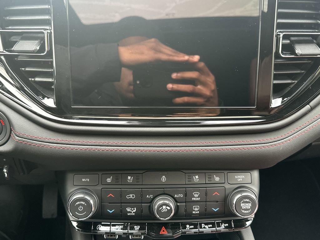 New 2026 Dodge Durango GT image 32