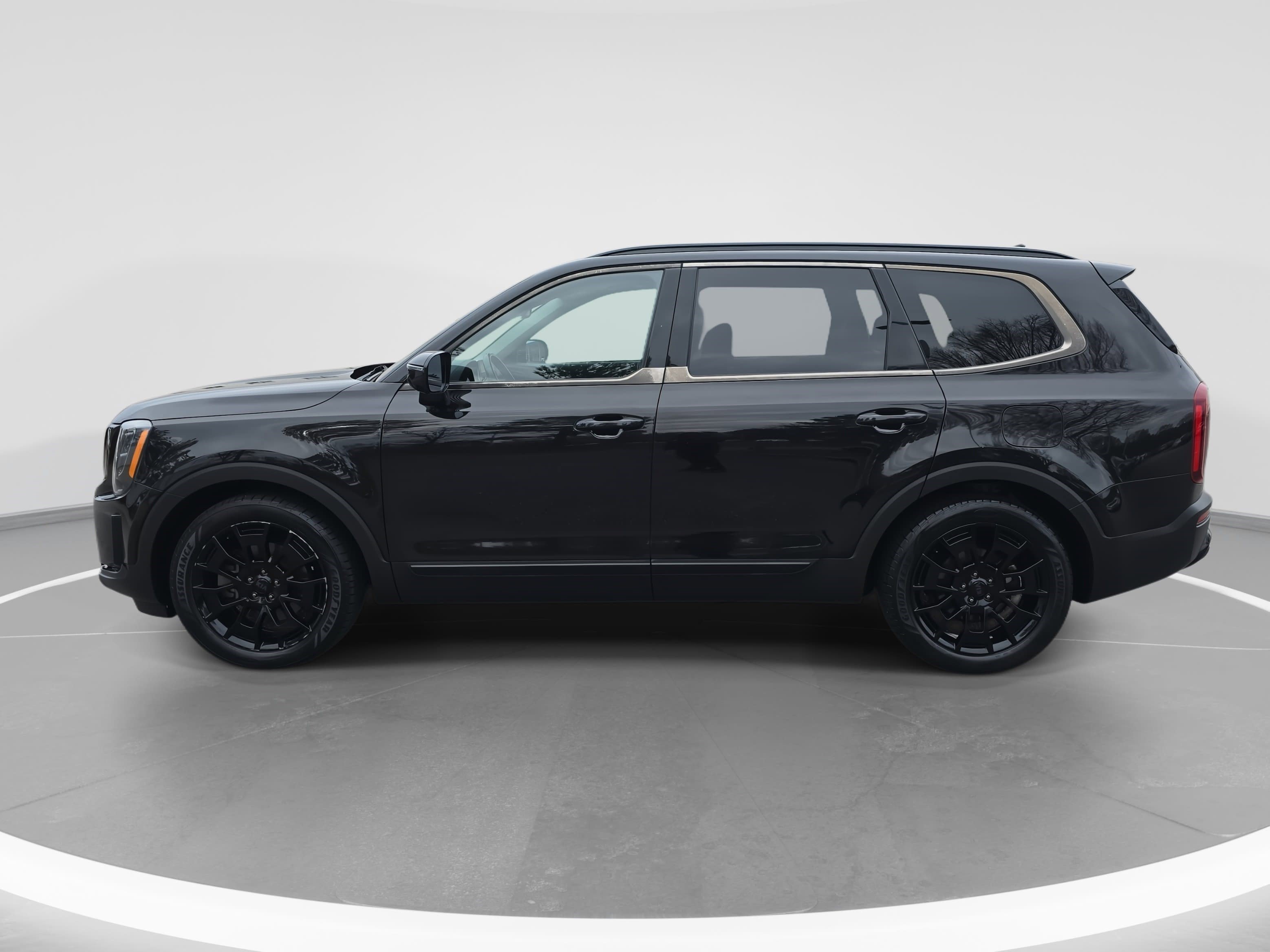 Used 2021 Kia Telluride SX w/ Nightfall Edition Package image 8