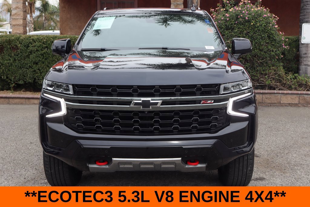 Used 2022 Chevrolet Suburban Z71 w/ Luxury Package AWD/4WD image 3