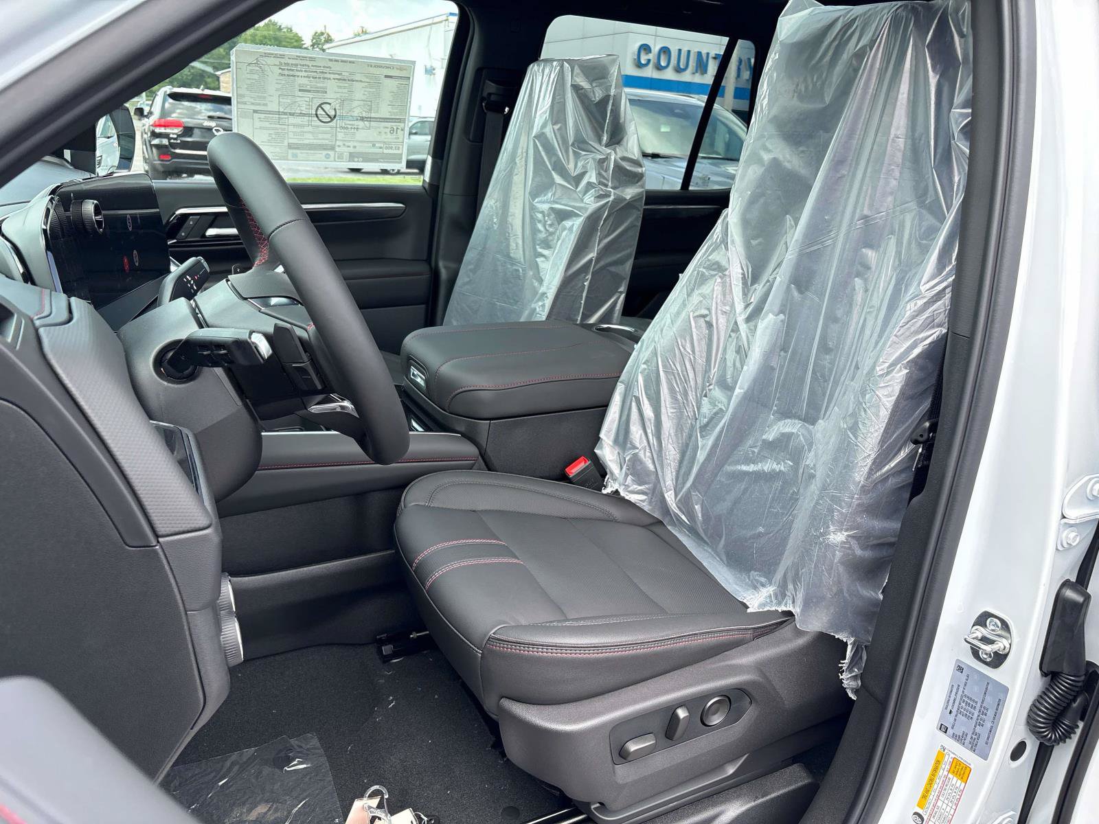 New 2026 Chevrolet Tahoe RST w/ RST Capability Package AWD/4WD image 10