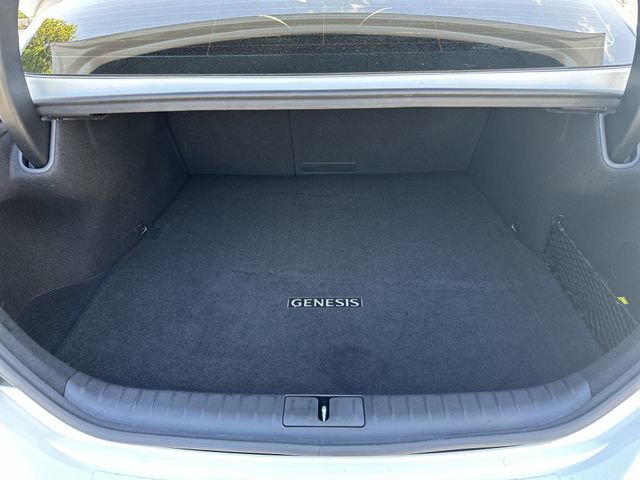 Used 2023 Genesis G70 2.0T image 28