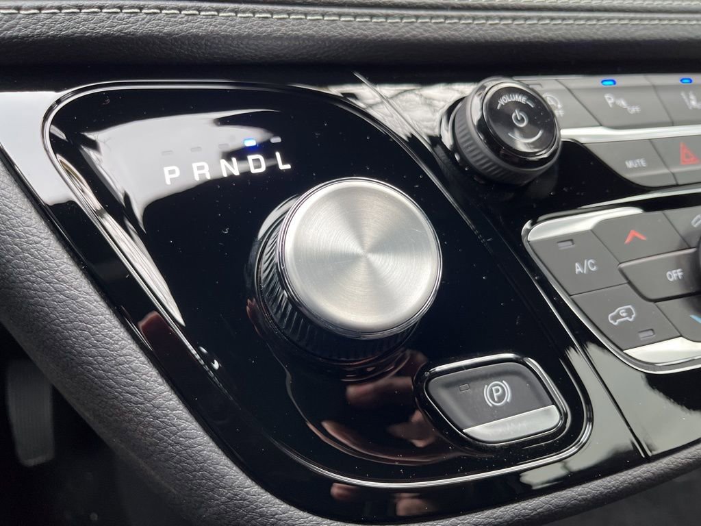 New 2026 Chrysler Pacifica Select image 33