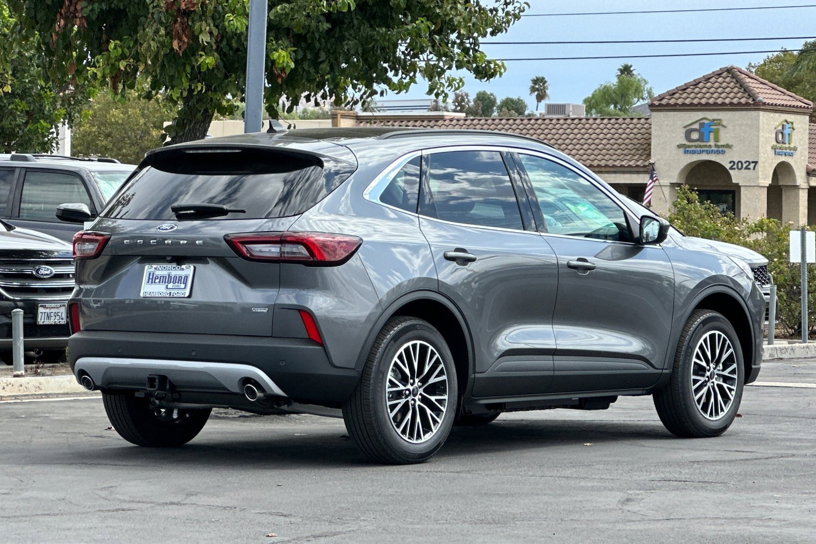 New 2025 Ford Escape SE w/ Class II Trailer Tow Package image 4