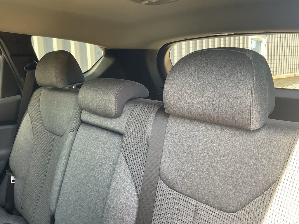 Used 2022 Hyundai Santa Fe SEL w/ Convenience Package image 16
