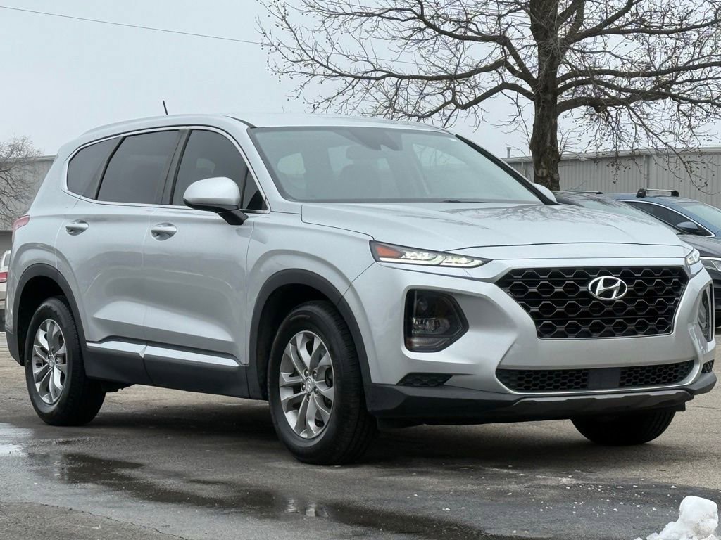 Used 2019 Hyundai Santa Fe SE image 8