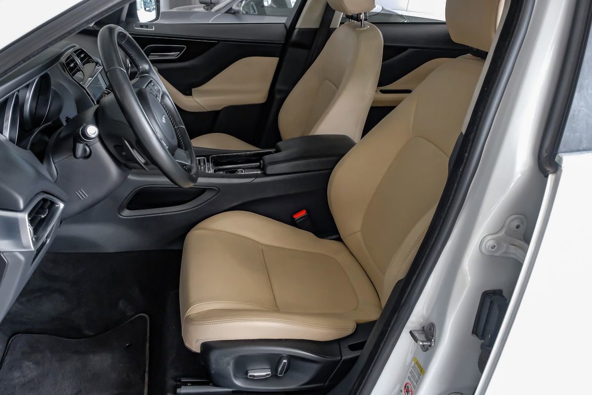 Used 2019 Jaguar F-PACE Premium AWD/4WD image 29