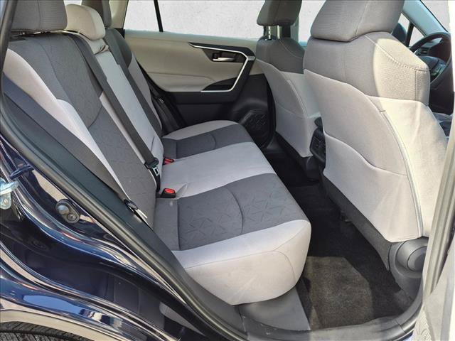 Used 2025 Toyota RAV4 XLE w/ Convenience Package FWD image 18