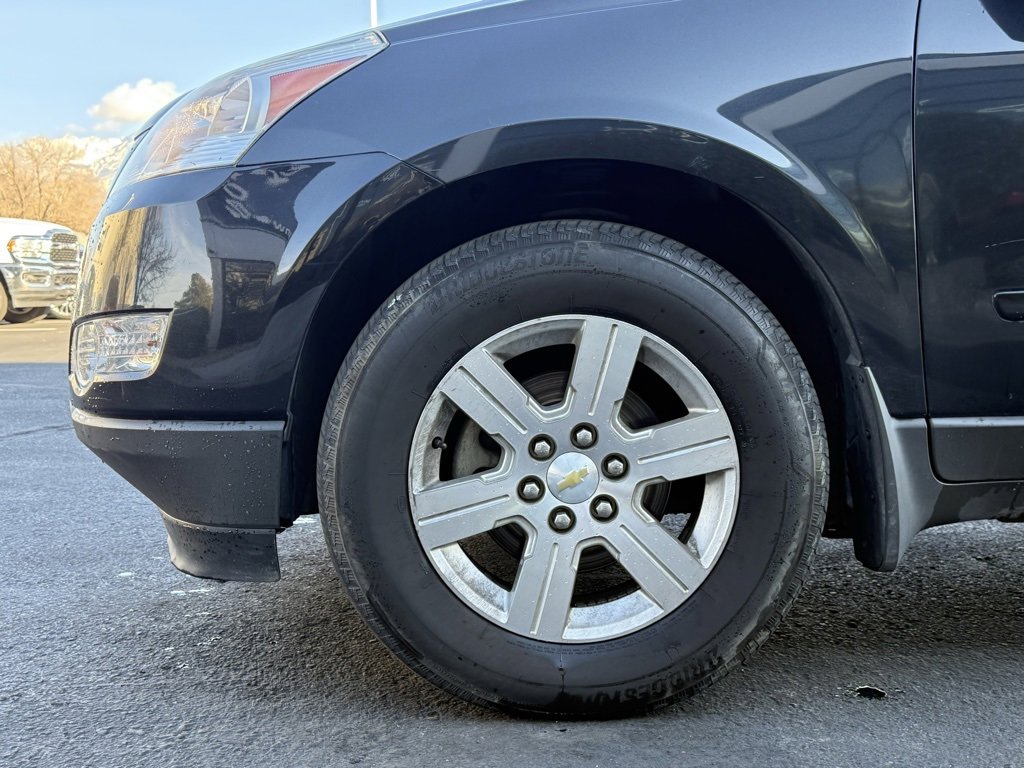 Used 2012 Chevrolet Traverse LT image 35