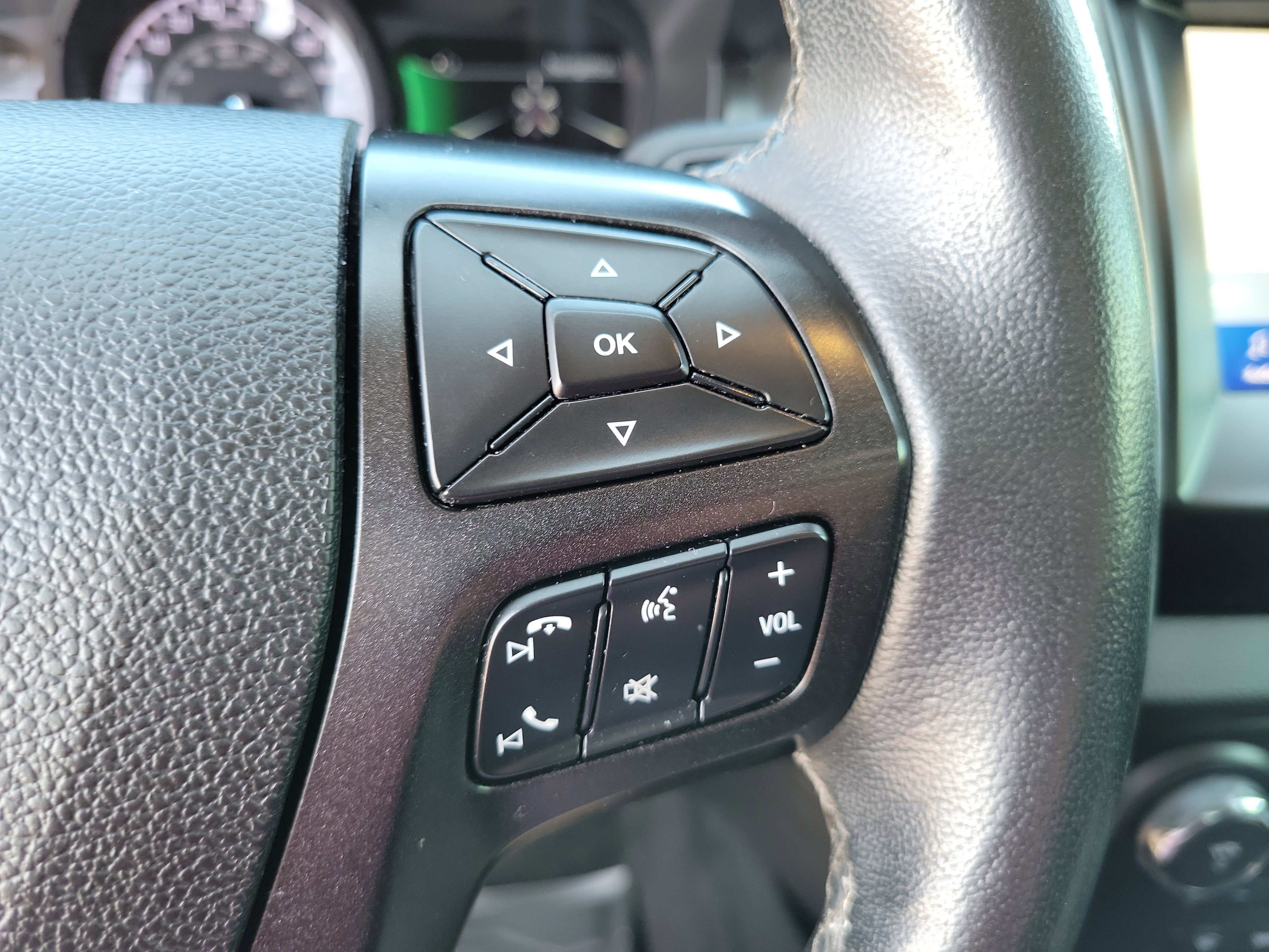 Used 2021 Ford Ranger Lariat w/ Tremor Off-Road Package AWD/4WD image 31