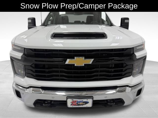 Certified 2025 Chevrolet Silverado 2500 W/T w/ WT/CX Safety Package AWD/4WD image 7