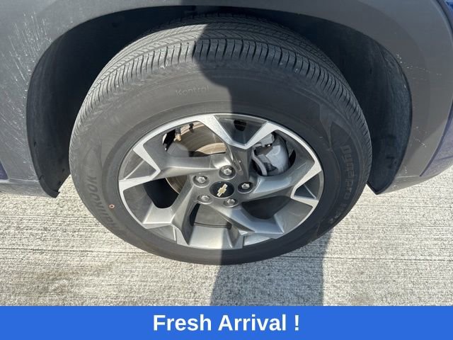 Used 2024 Chevrolet Trax LT FWD image 19