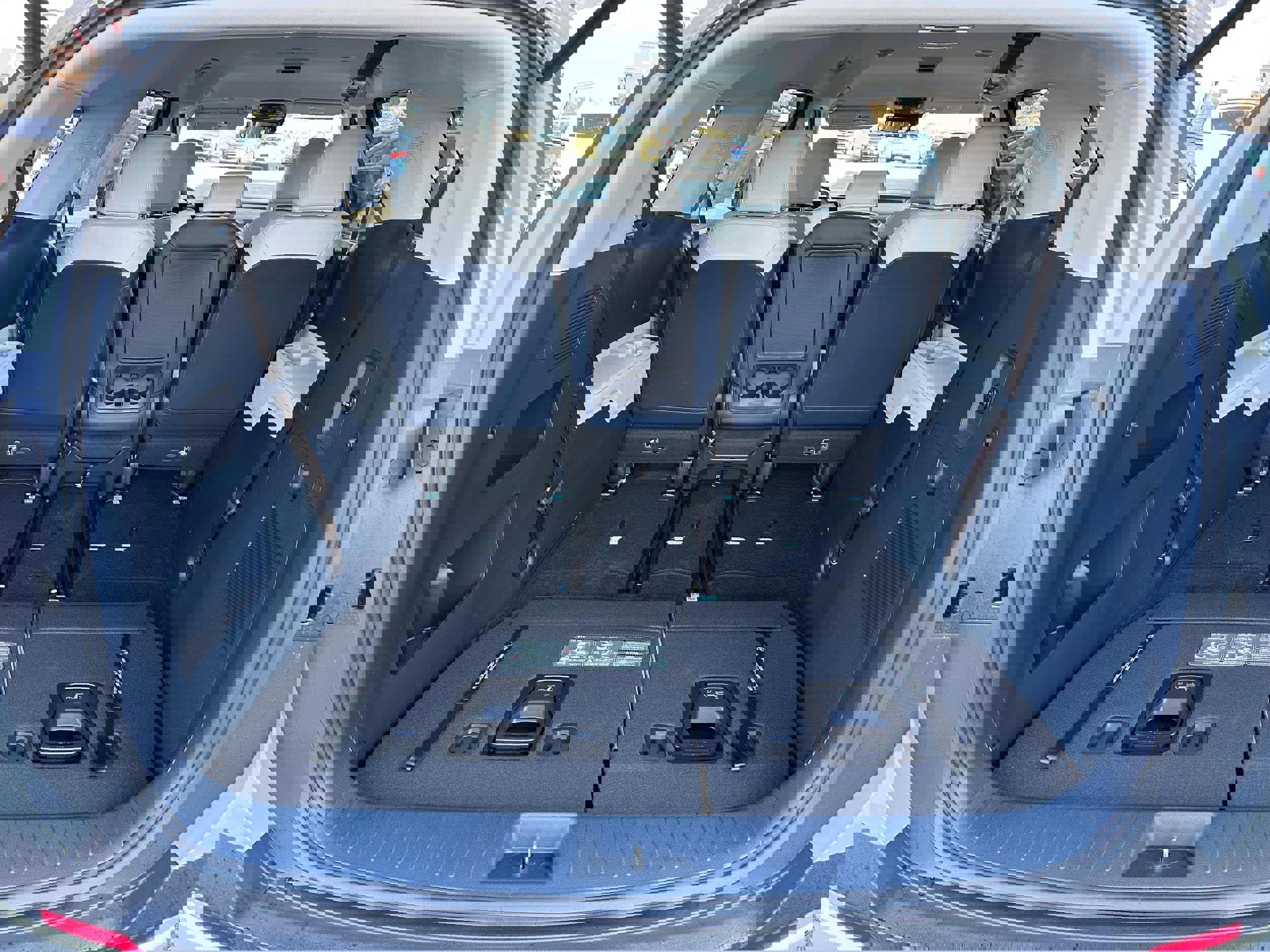 New 2026 Kia Carnival EX image 11