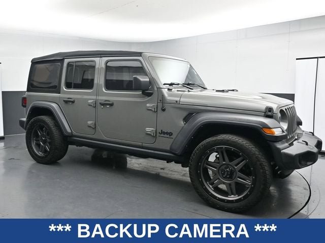 Used 2023 Jeep Wrangler Unlimited Sport AWD/4WD image 3