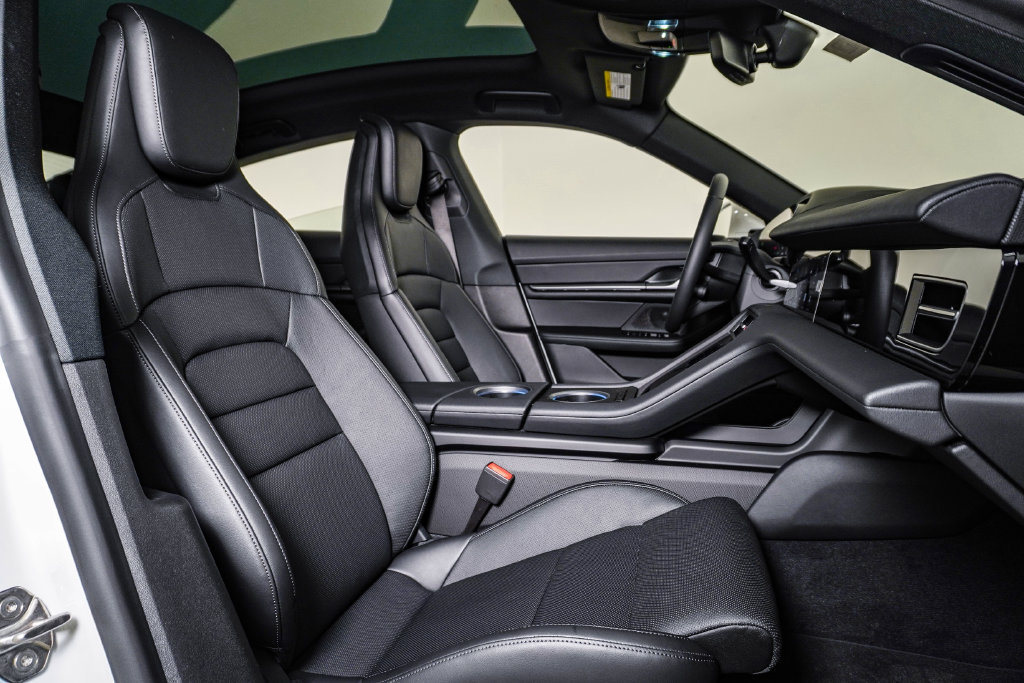 New 2026 Porsche Taycan AWD/4WD image 15