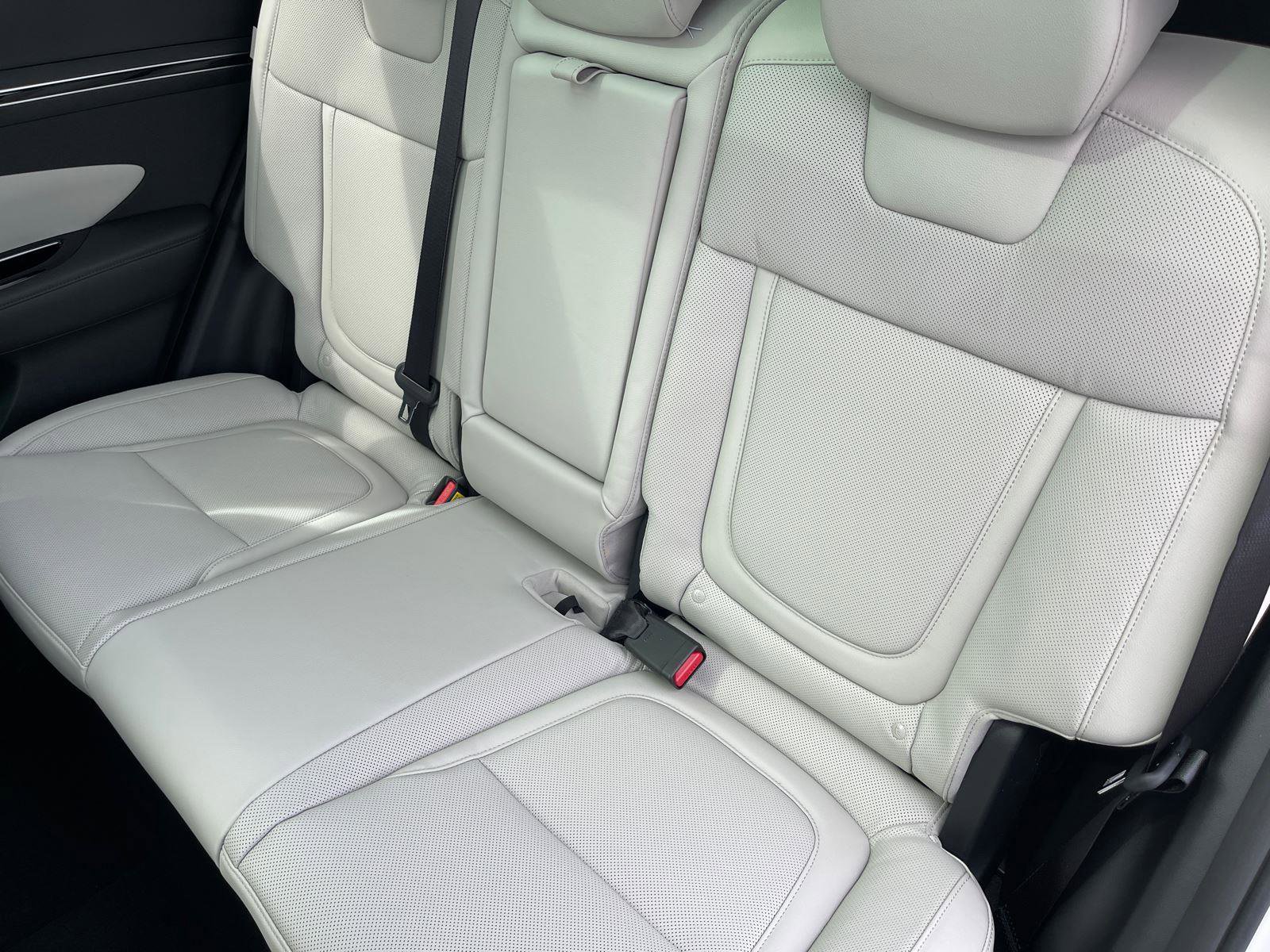 Certified 2024 Hyundai Tucson Limited image 28