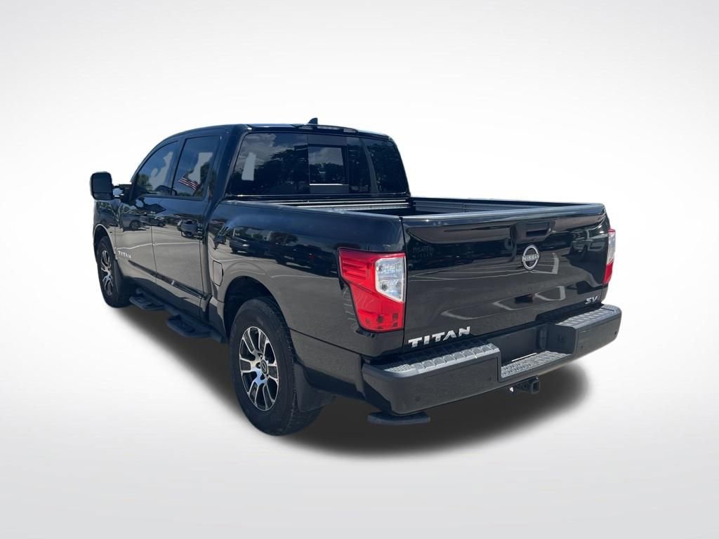 Certified 2024 Nissan Titan SV w/ SV Convenience Package image 4