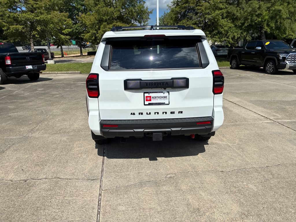 New 2026 Toyota 4Runner SR5 AWD/4WD image 5