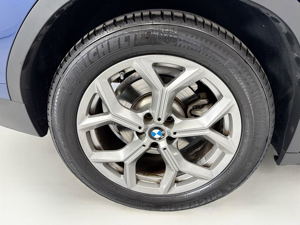 Used 2021 BMW X3 xDrive30e w/ Executive Package AWD/4WD image 32
