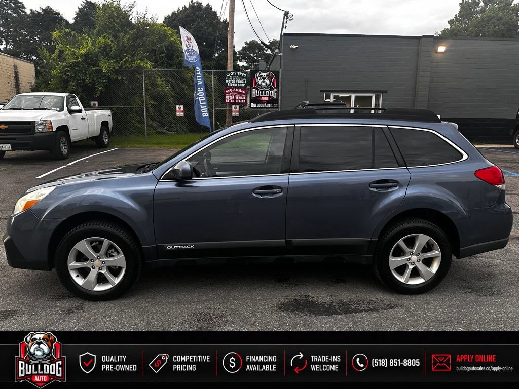 Used 2013 Subaru Outback 2.5i Premium w/ All-Weather Pkg AWD/4WD image 9