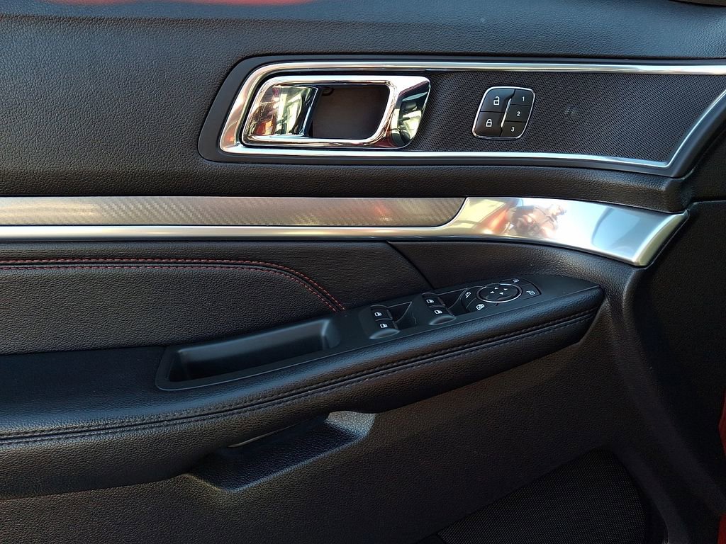 Certified 2019 Ford Explorer Sport w/ Equipment Group 401A AWD/4WD image 13