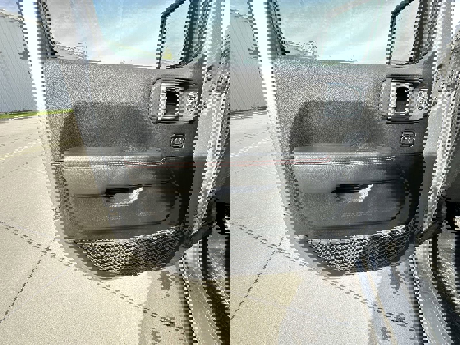 Used 2020 Jeep Gladiator Rubicon AWD/4WD image 22