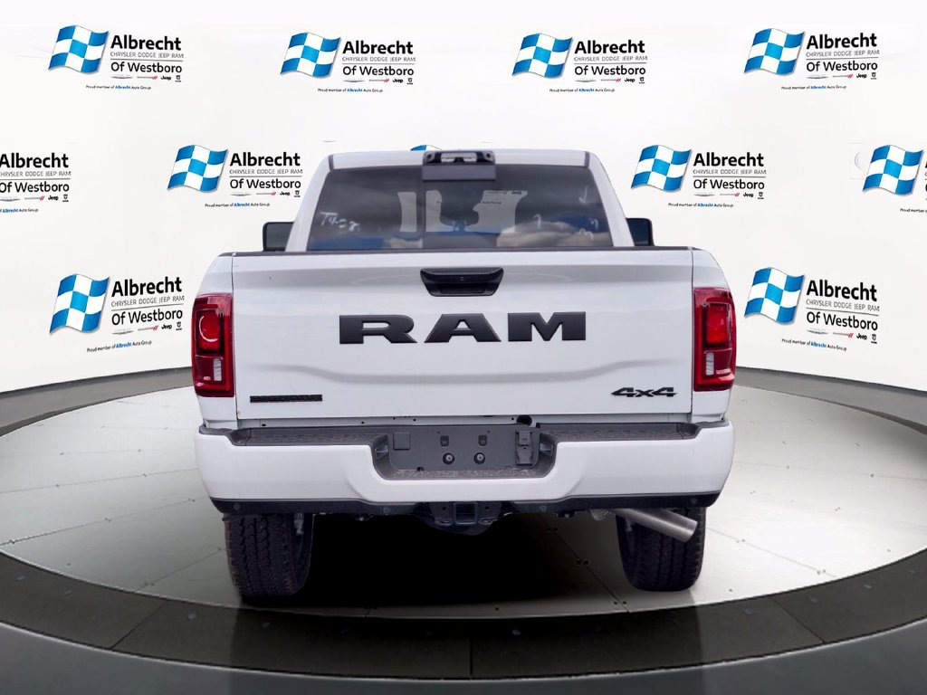 New 2026 RAM 2500 Big Horn AWD/4WD image 4