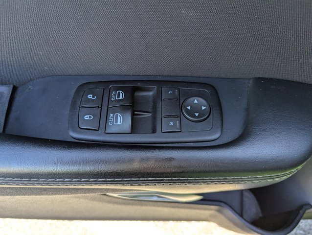 Used 2015 Dodge Challenger R/T Scat Pack image 10