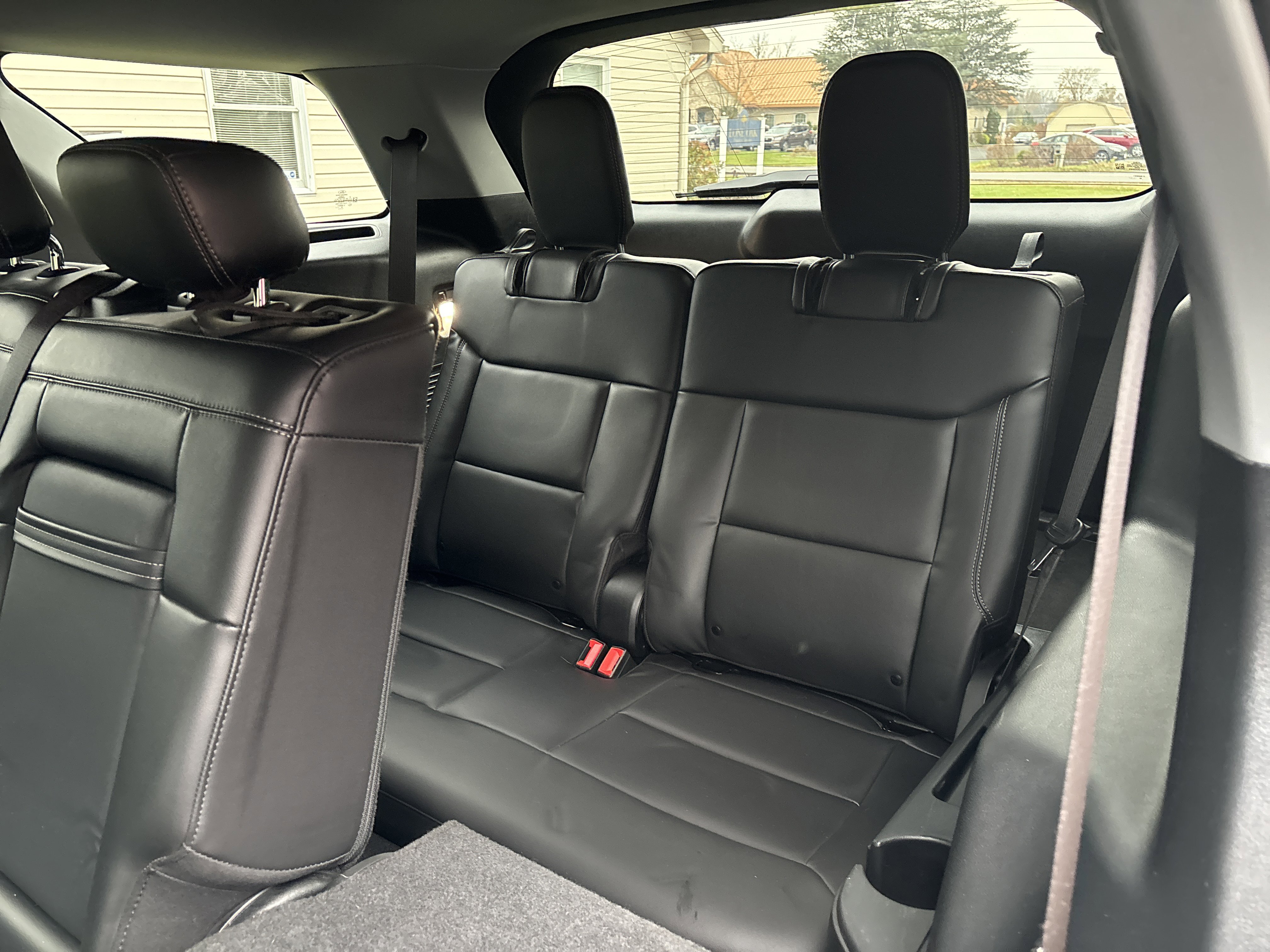 Used 2022 Ford Explorer XLT w/ Equipment Group 202A image 15