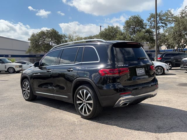 Used 2022 Mercedes-Benz GLB 250 image 5