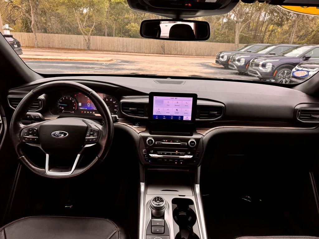 Used 2020 Ford Explorer Limited w/ Class III Trailer Tow Package image 27