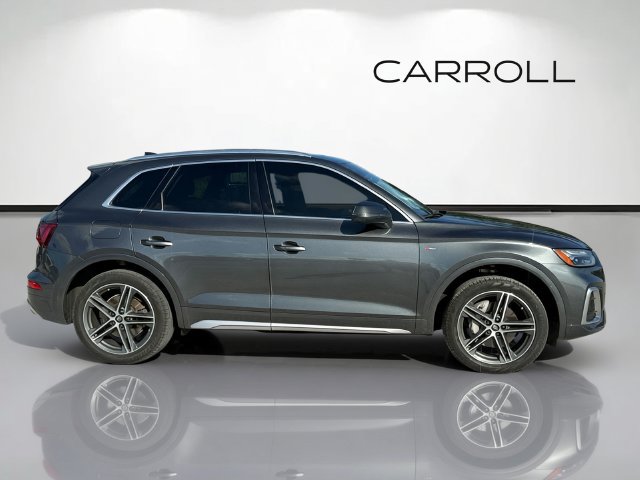 Used 2021 Audi Q5 e Premium Plus AWD/4WD image 2