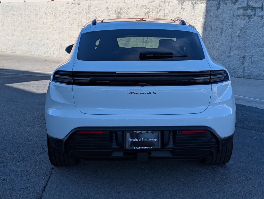 New 2025 Porsche Macan 4S Electric AWD/4WD image 6