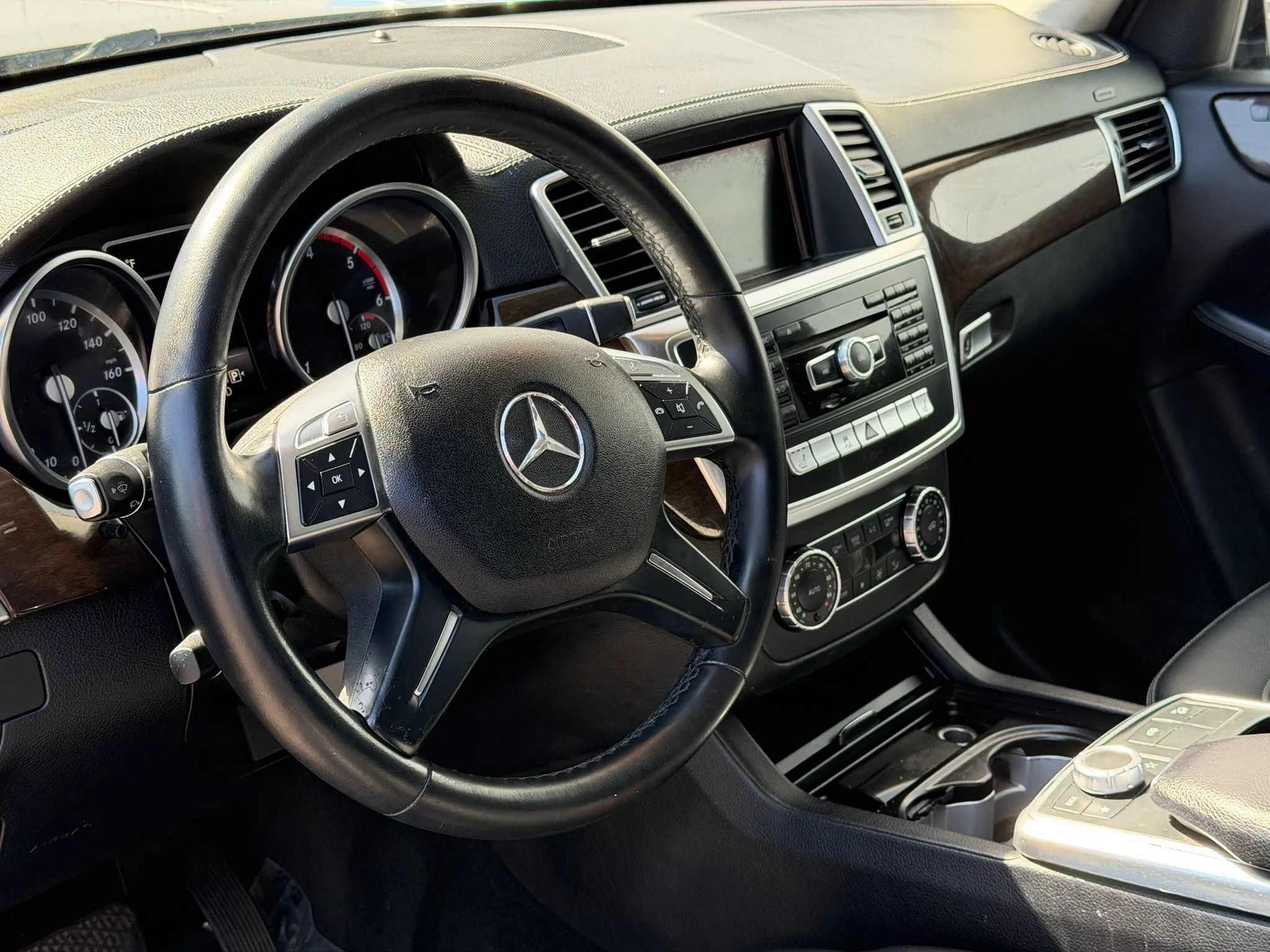 Used 2015 Mercedes-Benz GL 320 BlueTEC 4MATIC image 10