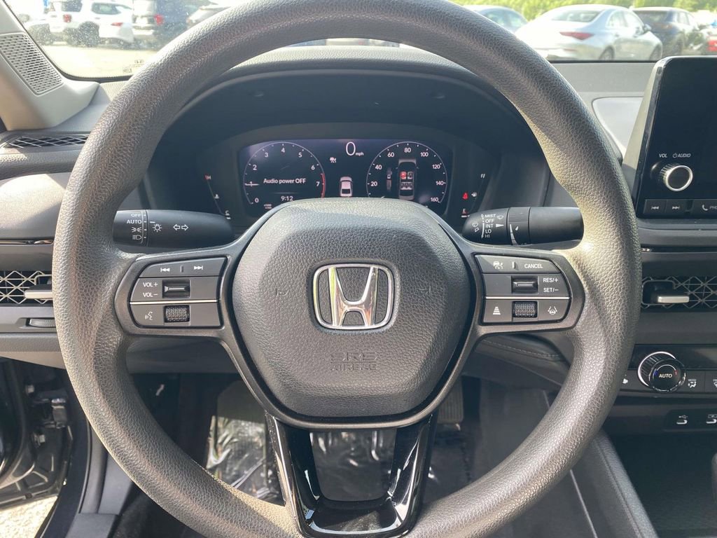 Used 2023 Honda Accord EX image 17